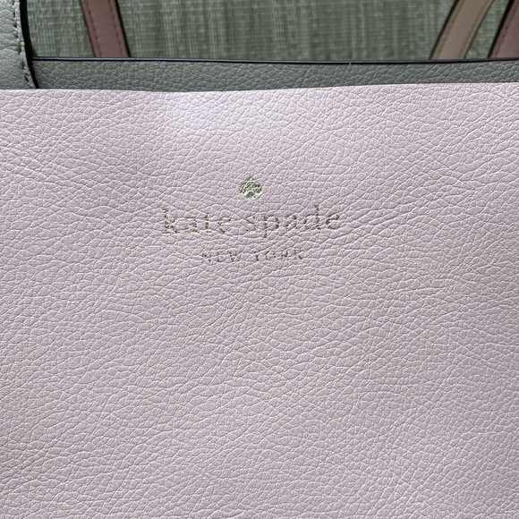 Kate Spade reversible tote pink cream with mini change purse - Picture 6 of 7